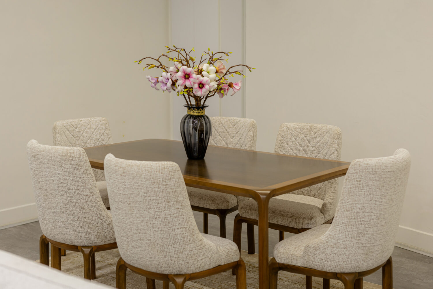 مبل راحتی و مدرن , تولیدی مبلمان پالوسانتو | مبلمان کلاسیک، راحتی و سرویس خواب با فروش اقساطی