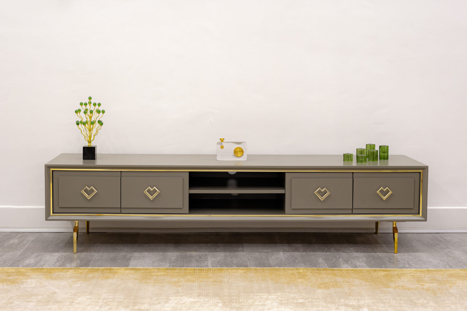 کنسول و TV , تولیدی مبلمان پالوسانتو | مبلمان کلاسیک، راحتی و سرویس خواب با فروش اقساطی